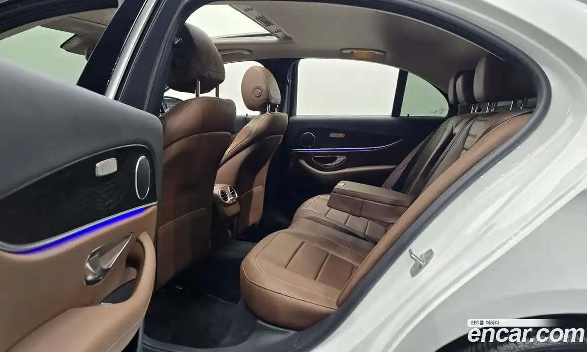 Mercedes-Benz E-Class 2017 2.0 гидро в Москве № 1835868, фото 17