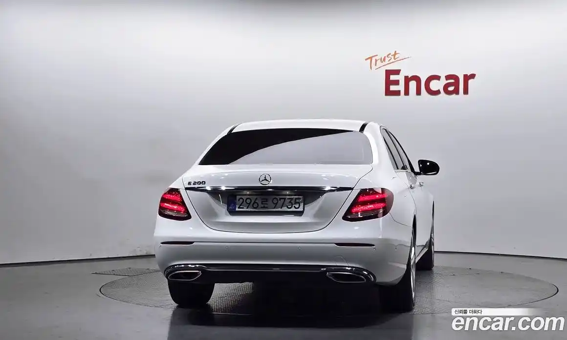 Mercedes-Benz E-Class 2017 2.0 гидро в Москве № 1835868, фото 3
