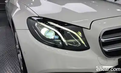 Mercedes-Benz E-Class 2017 2.0 гидро в Москве № 1835868, миниатюра 7