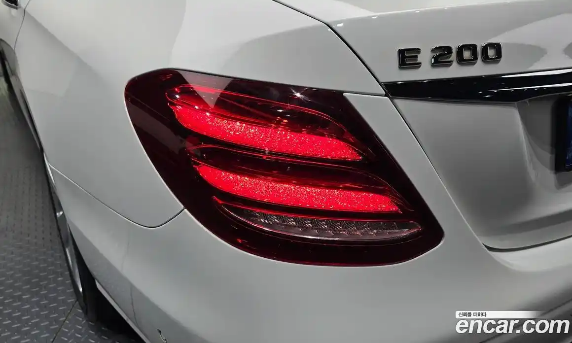 Mercedes-Benz E-Class 2017 2.0 гидро в Москве № 1835868, фото 8