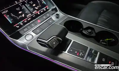 Audi A6 2020 2.0 гидро в Москве № 1836428, миниатюра 9