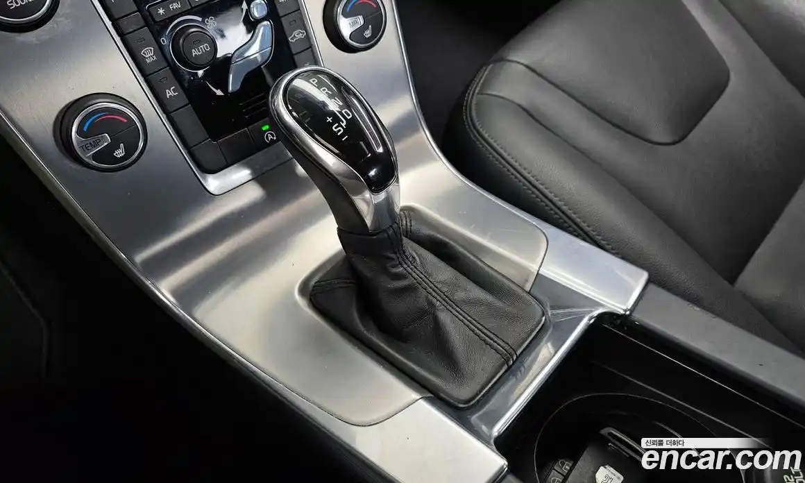 Volvo S60 2014 1.6 гидро в Москве № 1836867, фото 9