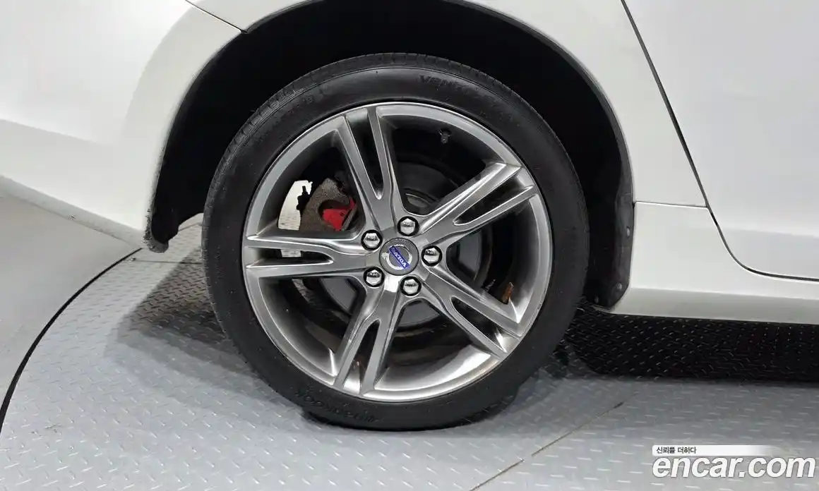 Volvo S60 2017 2.0 гидро в Москве № 1836917, фото 5