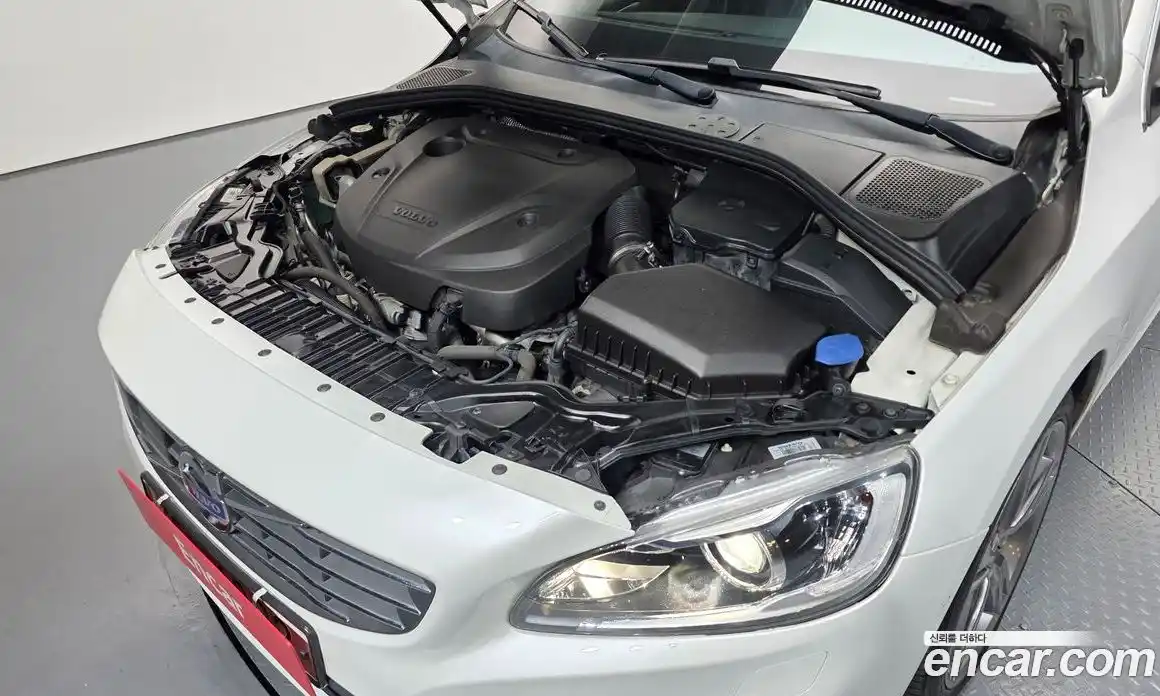 Volvo S60 2017 2.0 гидро в Москве № 1836917, фото 6