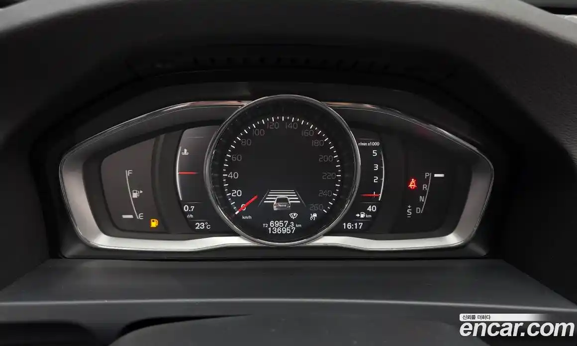 Volvo S60 2017 2.0 гидро в Москве № 1836917, фото 8
