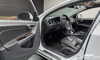 Volvo S60 2017 2.0 гидро в Москве № 1836917, миниатюра 10