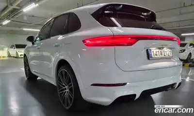 Porsche Cayenne 2020 3.0 гидро в Москве № 1837021, миниатюра 3