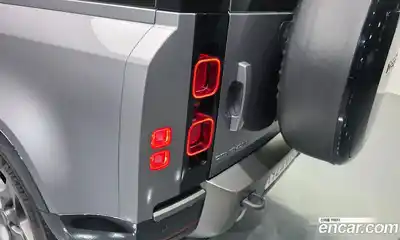 Land Rover Defender 2023 2.0 гидро в Москве № 1837313, миниатюра 9