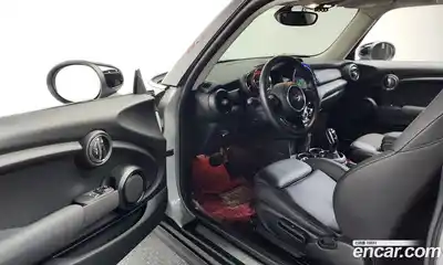 Mini Cooper 2019 1.5 гидро в Москве № 1837566, миниатюра 12
