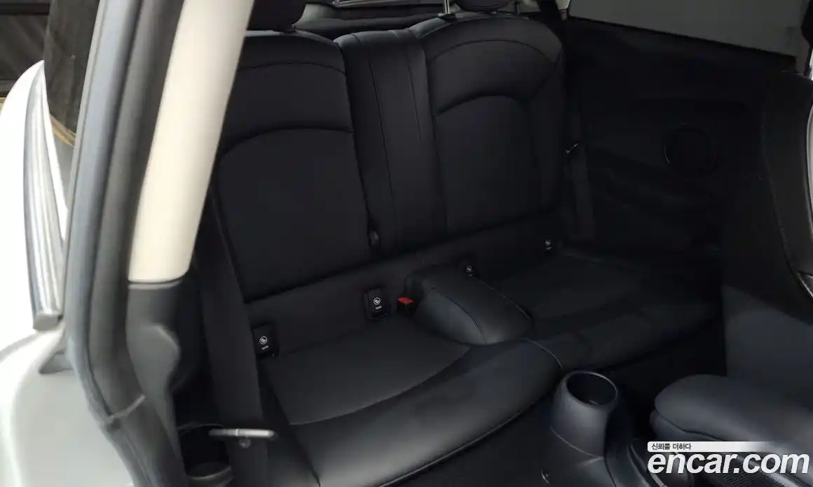 Mini Cooper 2019 1.5 гидро в Москве № 1837566, фото 15