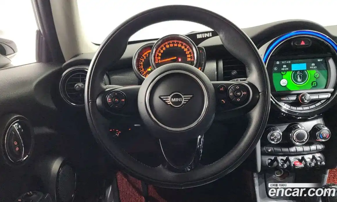 Mini Cooper 2019 1.5 гидро в Москве № 1837566, фото 17