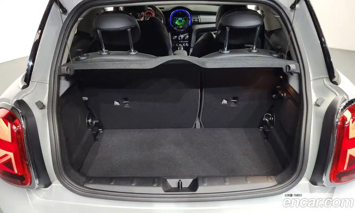 Mini Cooper 2019 1.5 гидро в Москве № 1837566, фото 25