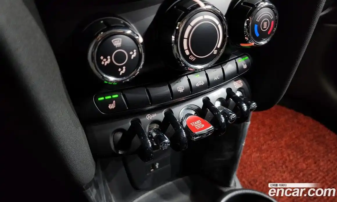 Mini Cooper 2019 1.5 гидро в Москве № 1837566, фото 28