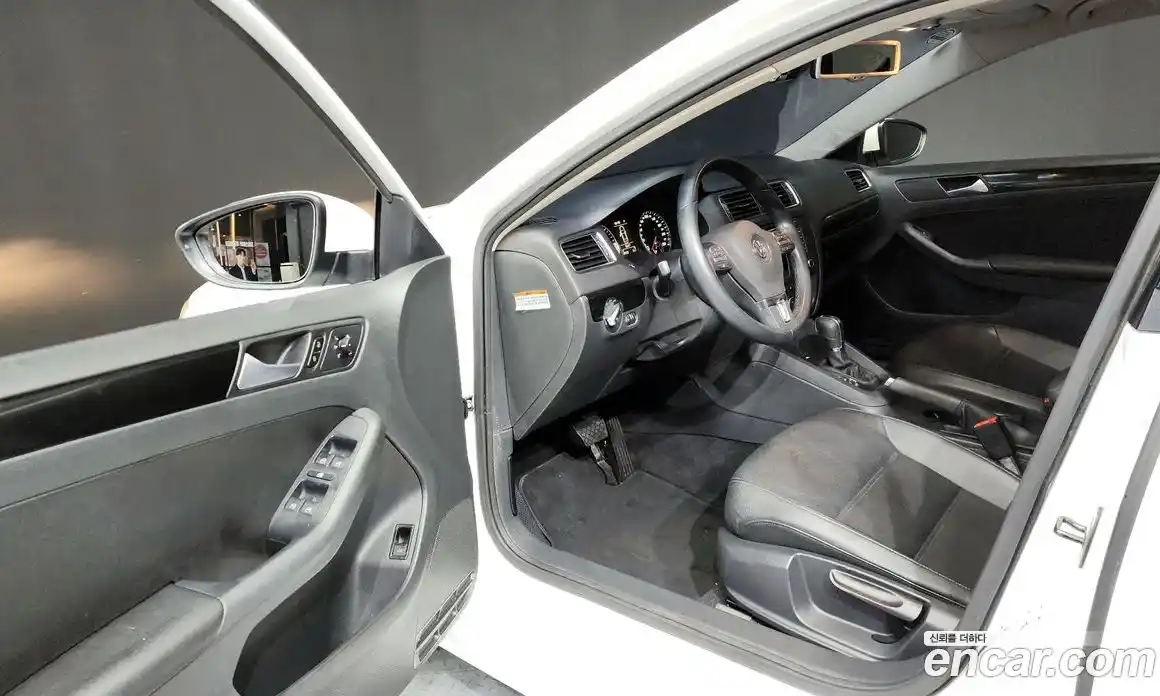 Volkswagen Jetta 2014 2.0 гидро в Москве № 1838135, фото 10