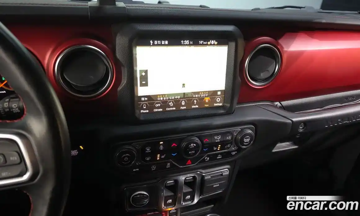 Jeep Wrangler 2023 2.0 гидро в Москве № 1838308, фото 20
