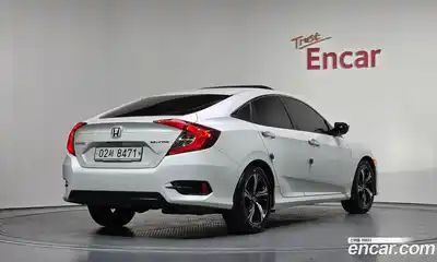 Honda Civic 2018 2.0 гидро в Москве № 1838601, миниатюра 2