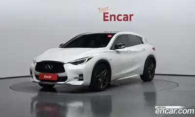 Infiniti Q30, 2017