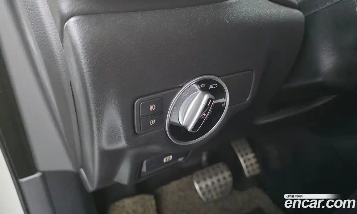 Infiniti Q30 2017 2.0 гидро в Москве № 1840999, фото 23