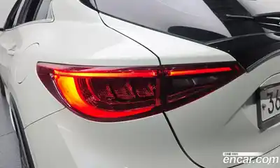 Infiniti Q30 2017 2.0 гидро в Москве № 1840999, миниатюра 9