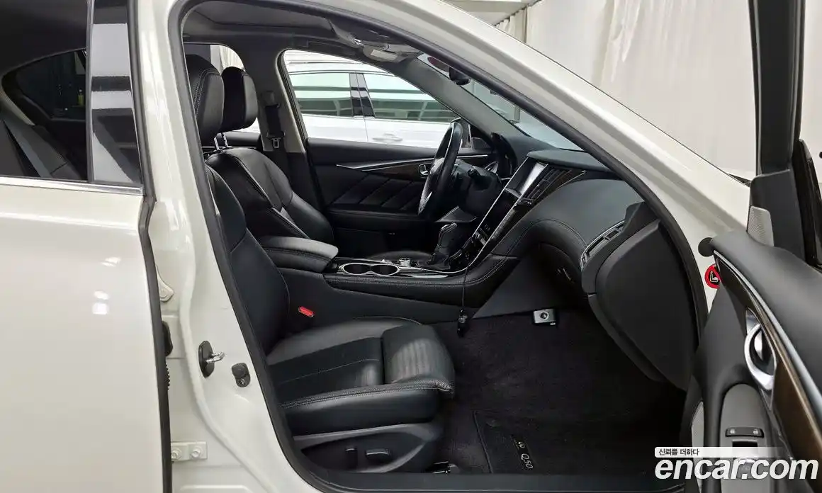 Infiniti Q50 2018 3.5 гидро в Москве № 1841145, фото 11