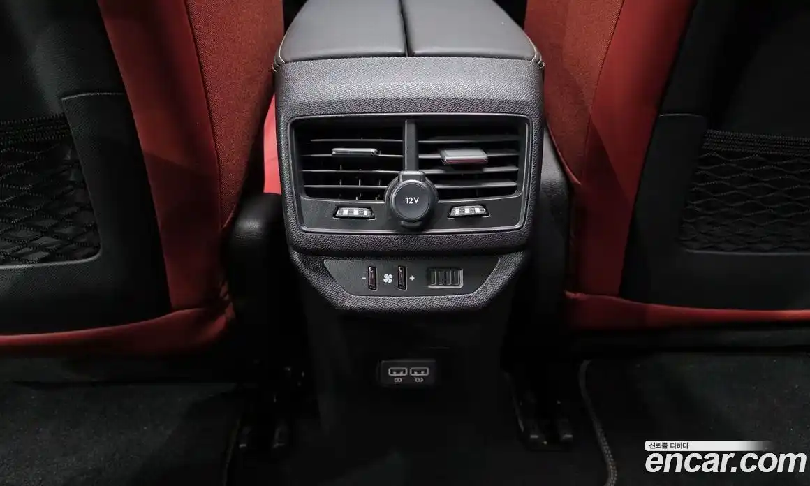 Peugeot 5008 2024 1.2 гидро в Москве, фото 34