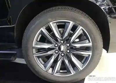 Cadillac Escalade 2024 6.2 гидро в Москве № 1842483, миниатюра 5