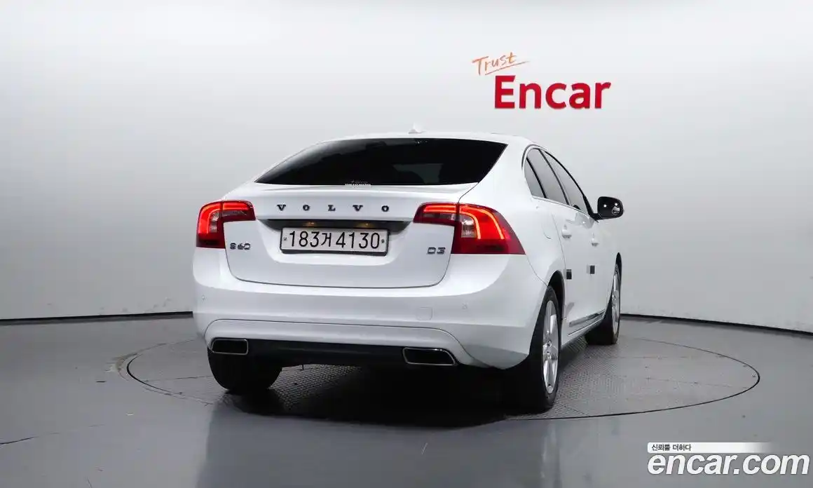Volvo S60 2017 2.0 гидро в Москве № 194771, фото 4