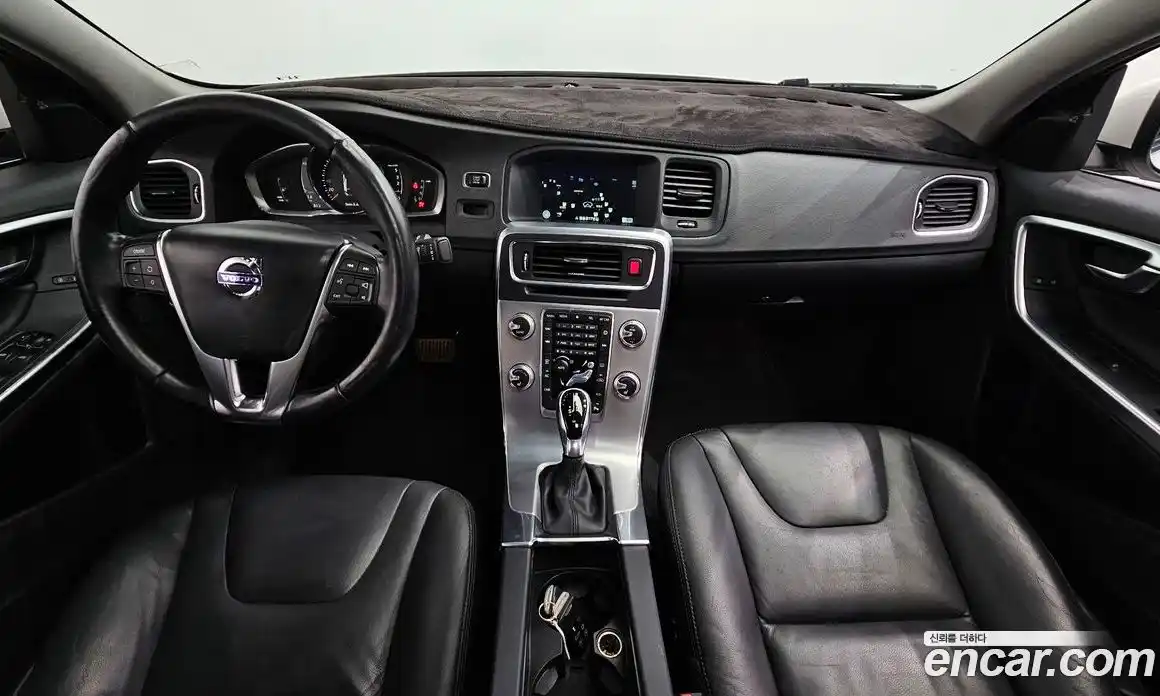 Volvo S60 2017 2.0 гидро в Москве № 194771, фото 7