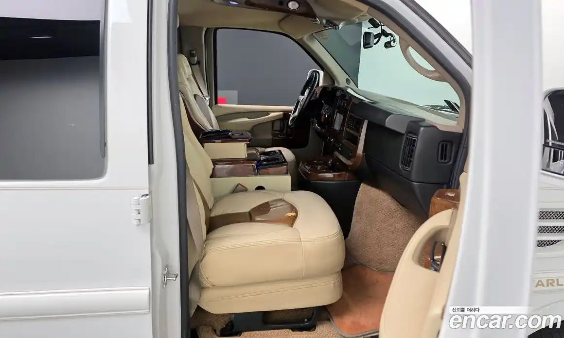 Chevrolet Express Van 2013 6.0 гидро в Москве № 260439, фото 11