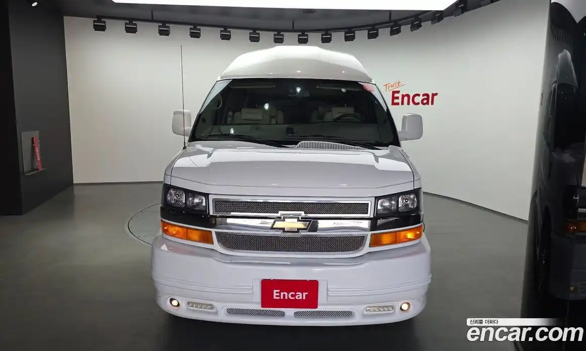 Chevrolet Express Van 2013 6.0 гидро в Москве № 260439, фото 3