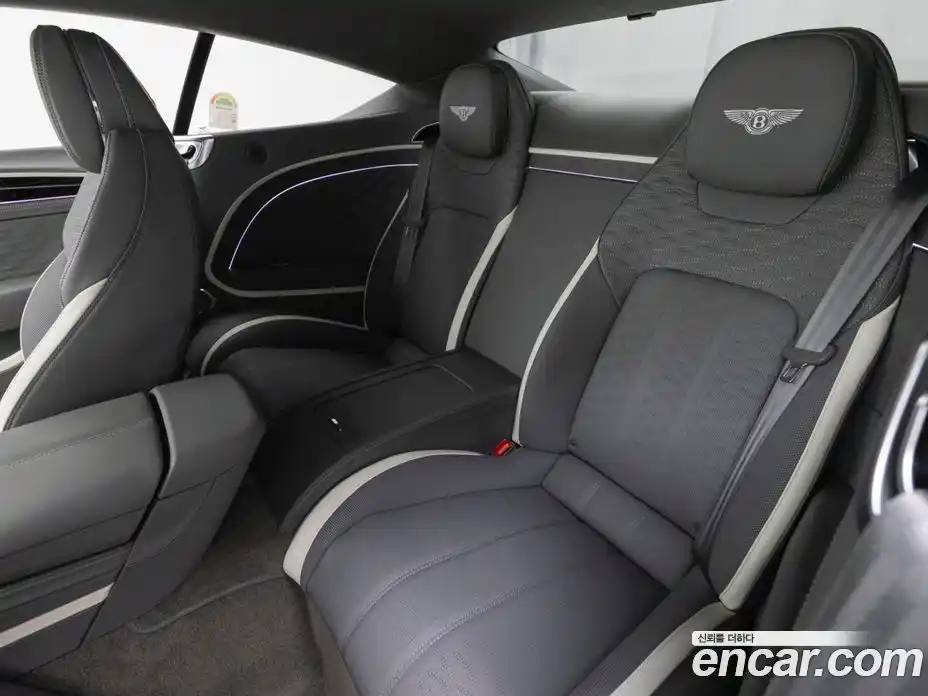 Bentley Continental 2025 4.0 гидро, фото 12