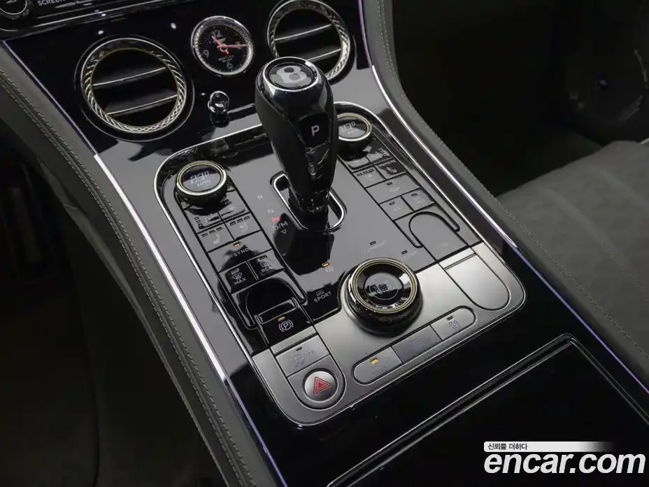 Bentley Continental 2025 4.0 гидро, фото 15