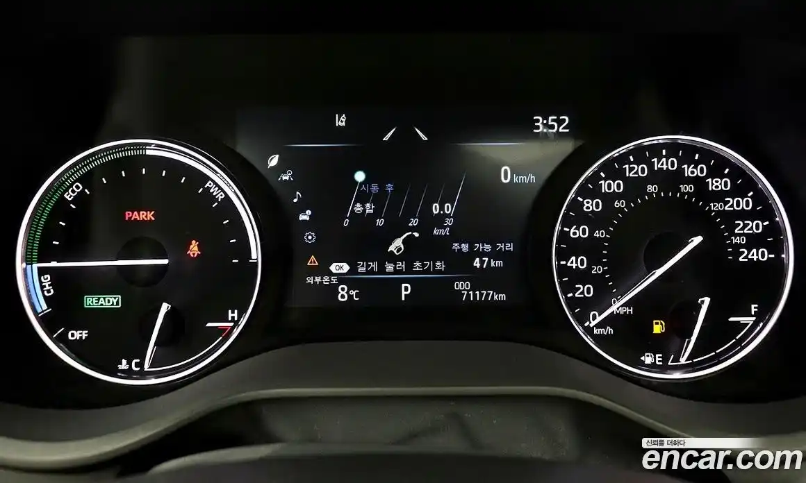 Toyota Sienna 2022 2.5 гидро в Москве № 1015287, фото 8