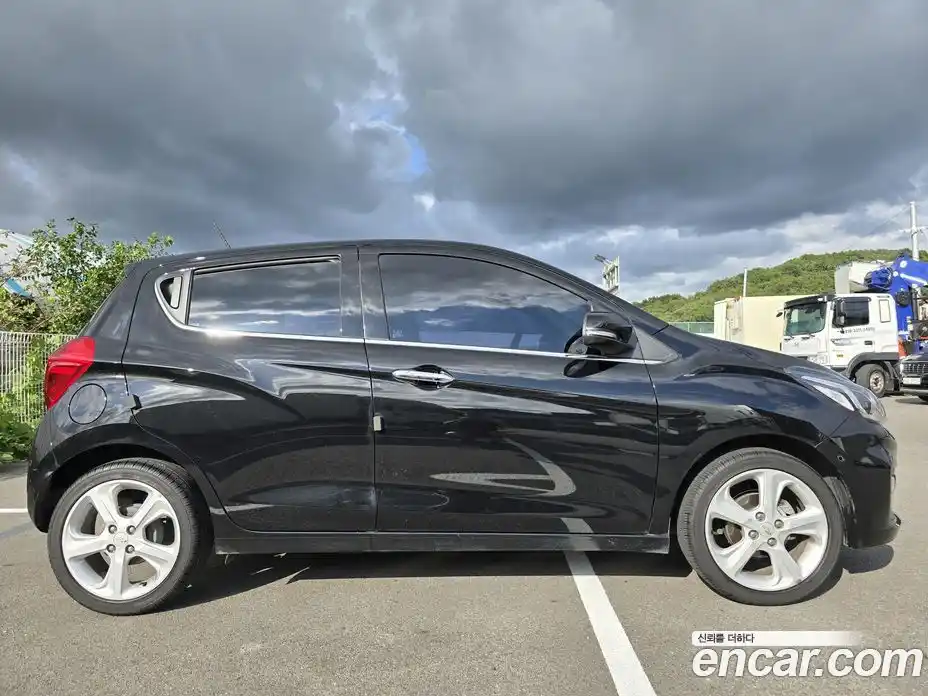 Chevrolet Spark 2022 1.0 механика в Москве № 105827, фото 5
