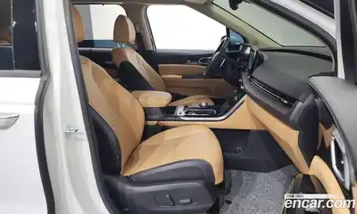 Kia Canival 2023 3.5 гидро в Москве № 120381, миниатюра 10