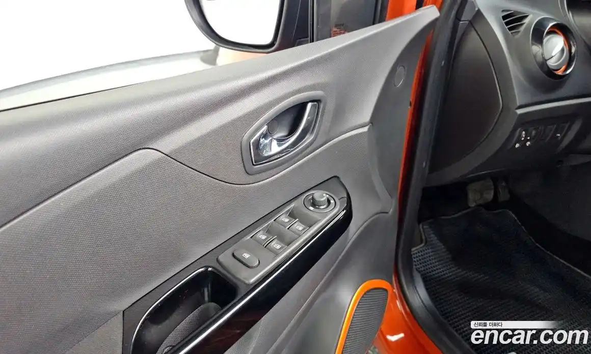 Renault QM3 2014 1.5 гидро в Москве № 1248312, фото 27