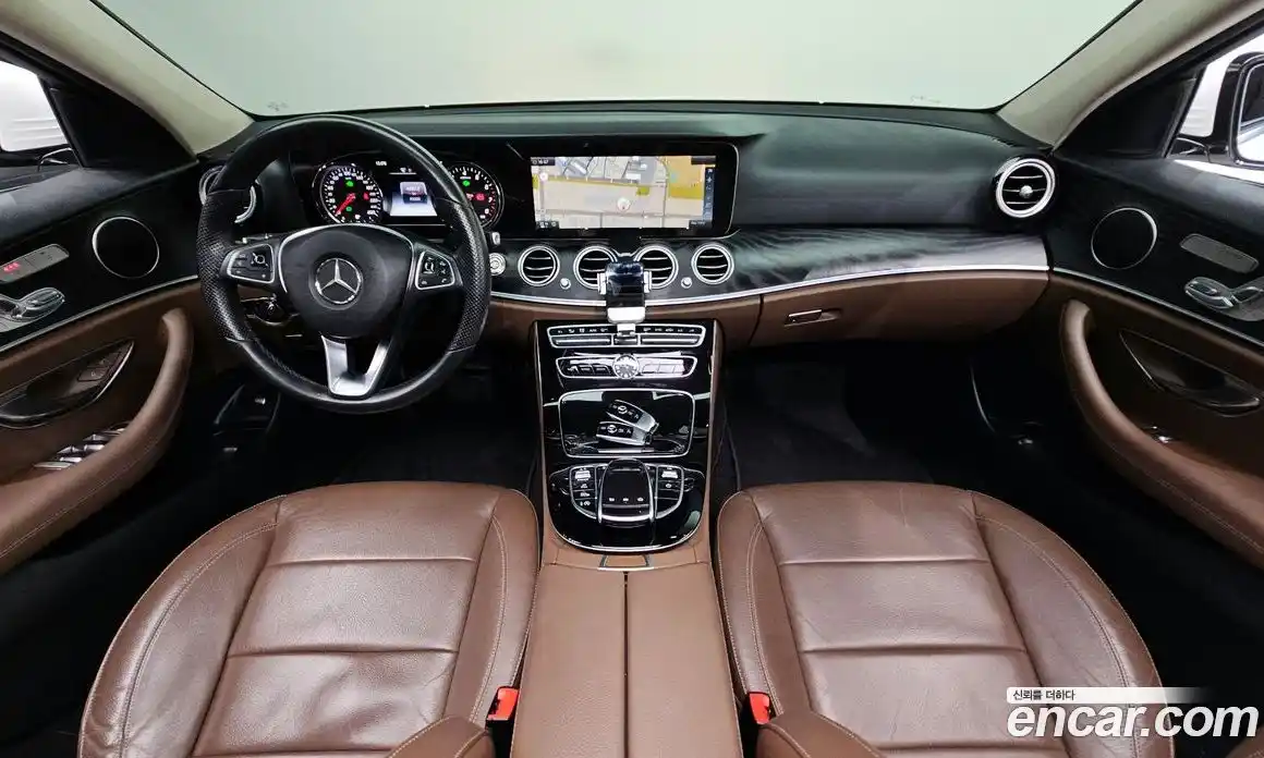Mercedes-Benz E-Class 2017 2.0 гидро в Москве № 1249128, фото 9