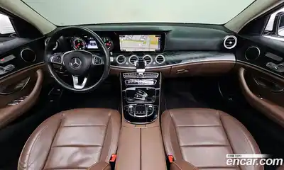 Mercedes-Benz E-Class 2017 2.0 гидро в Москве № 1249128, миниатюра 9