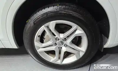 Audi Q5 2020 2.0 гидро в Москве № 1249346, миниатюра 7