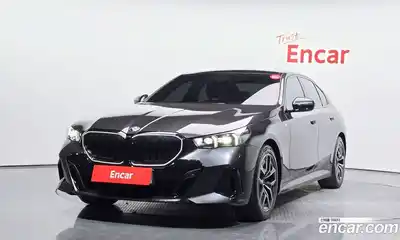 BMW 5-Series, 2024