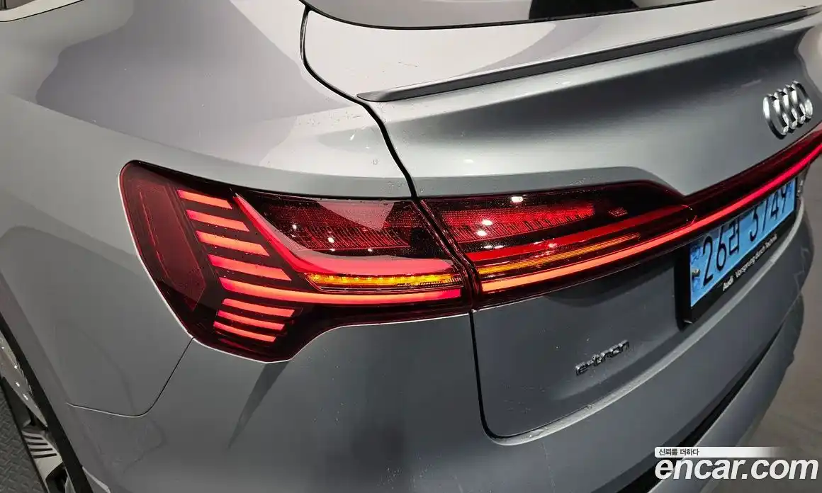 Audi e-tron 2021 0.2 гидро в Москве № 1280177, фото 9