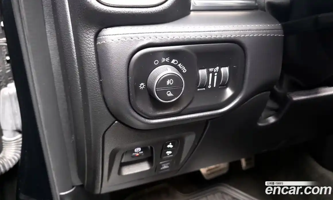 Dodge Ram Pick Up 2021 5.7 гидро в Москве № 1295467, фото 27