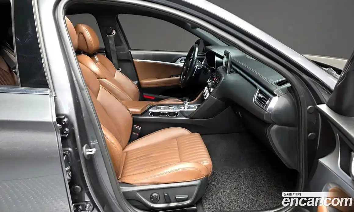 Genesis G70 2018 2.0 гидро в Москве № 1318751, фото 17