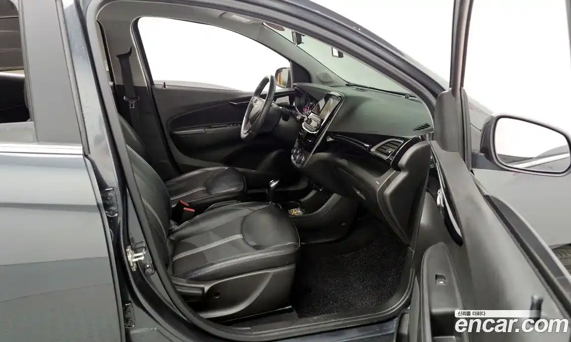 Chevrolet Spark 2018 1.0 гидро в Москве № 1320066, фото 16