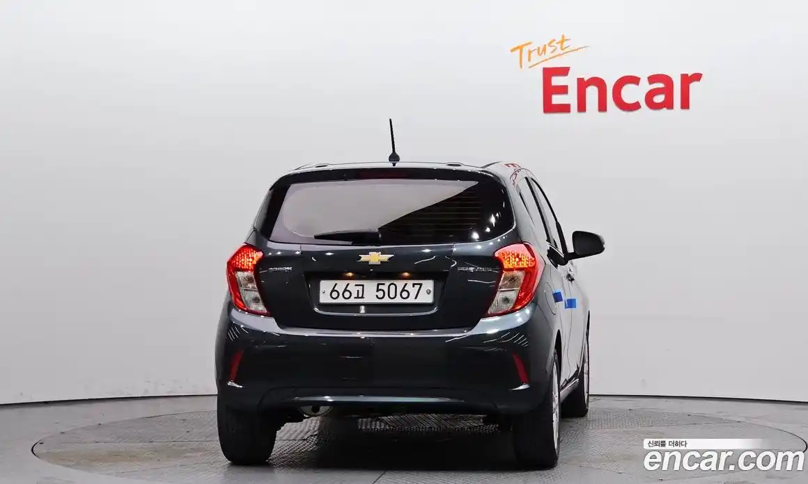 Chevrolet Spark 2018 1.0 гидро в Москве № 1320066, фото 4