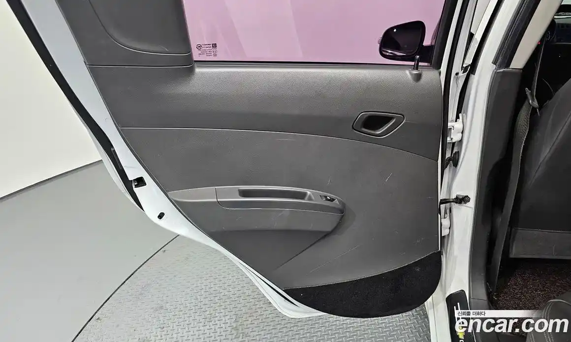 Chevrolet Spark 2013 1.0 гидро в Москве № 1320839, фото 15