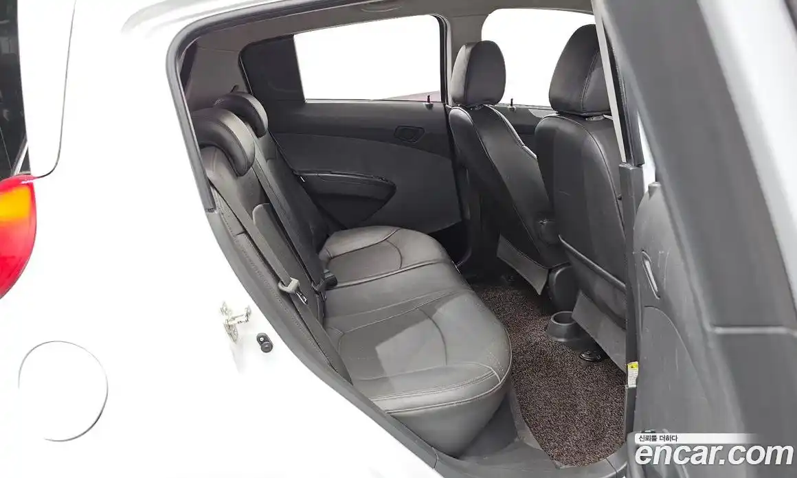 Chevrolet Spark 2013 1.0 гидро в Москве № 1320839, фото 25