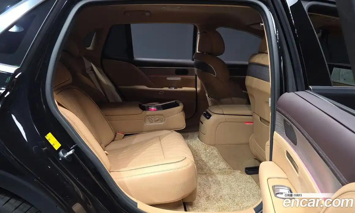 Genesis G90 2025 3.5 гидро в Москве, фото 18