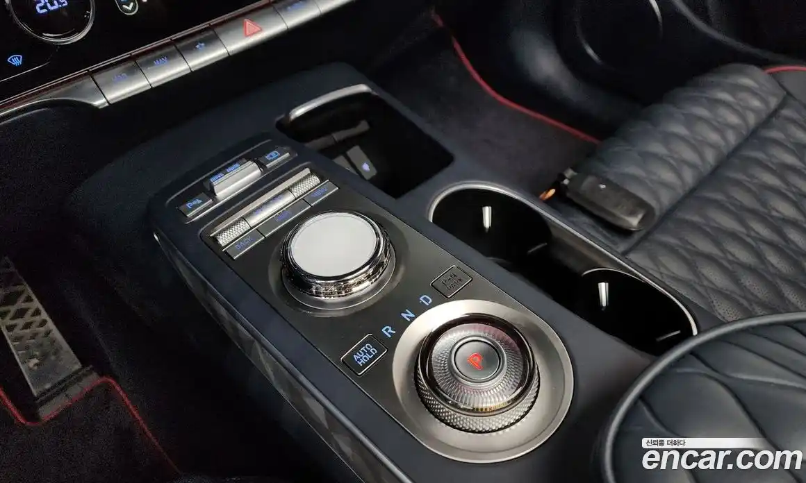 Genesis GV70 2022 2.5 гидро в Москве, фото 11