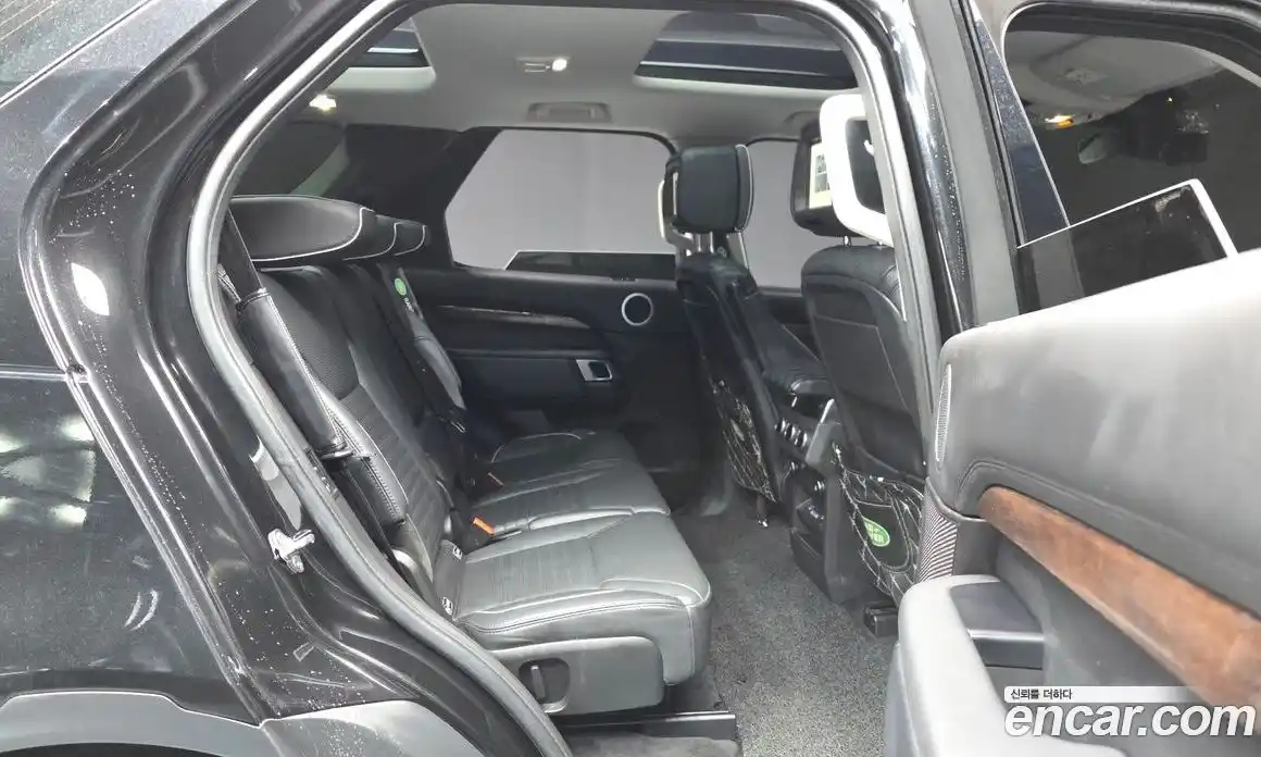 Land Rover Discovery 2018 3.0 гидро в Москве № 1349507, фото 18